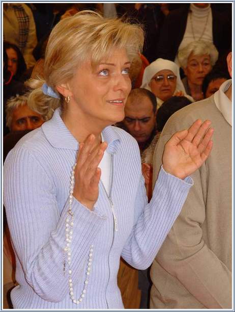 Mirjana during her annual Apparition, 2003