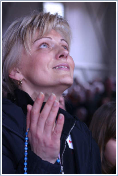 Mirjana during her annual Apparition, 2006