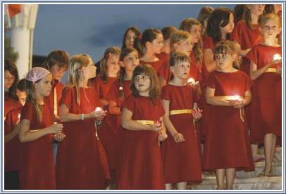 Children at the Altar during Apparitions celebration